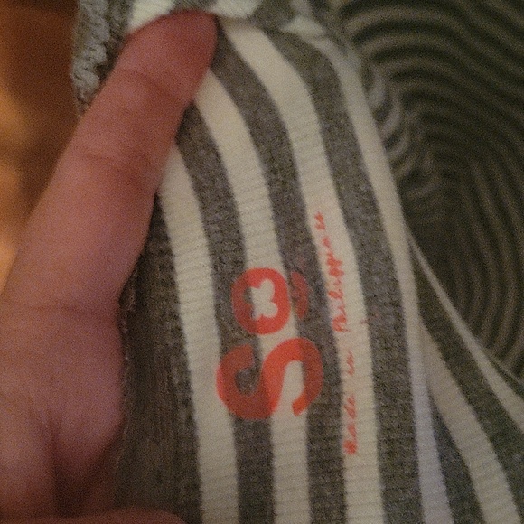 Gray and white striped tank top size large juniors - Picture 3 of 3